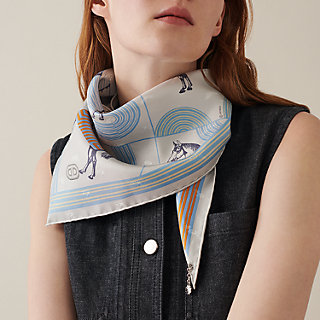 garde-robe-pop-charm-triangle-